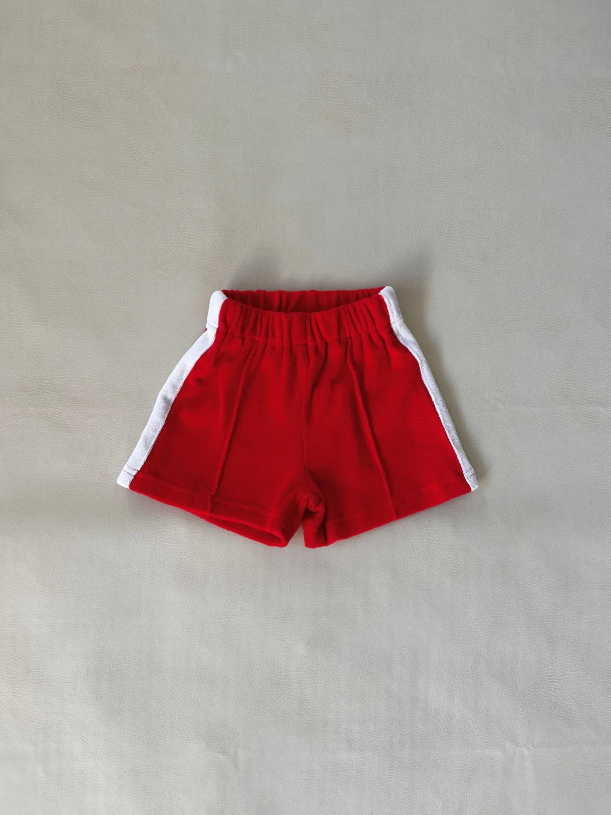 atlas_cotton_set__apple_r_2.webp Outlet Tiny Trove Atlas Cotton Set - Apple Red