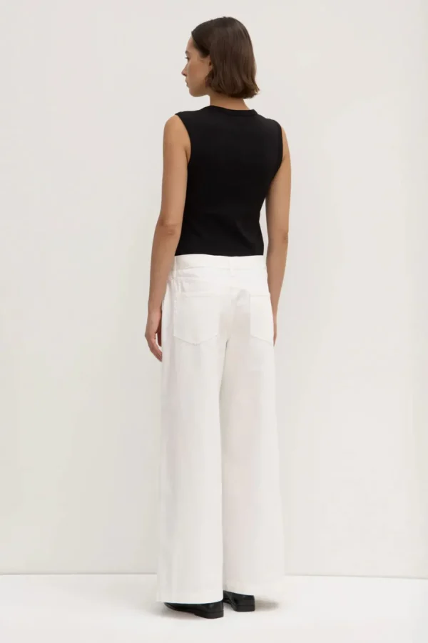 Hot Assembly Label Bobbie Twill Midrise Pant - Vintage White