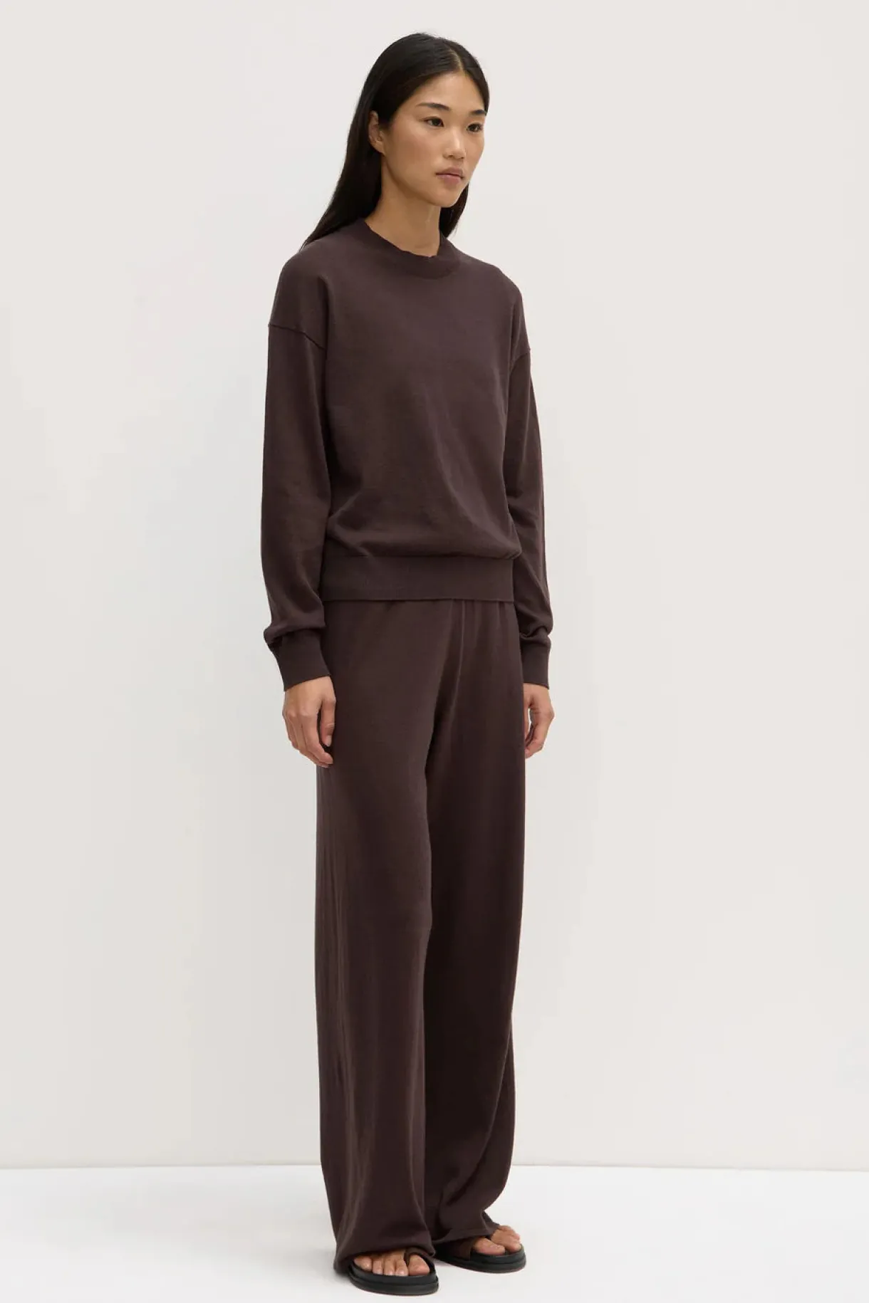 cotton_cashmere_lounge_sw_1.webp Outlet Assembly Label Cotton Cashmere Lounge Sweater - Ganache