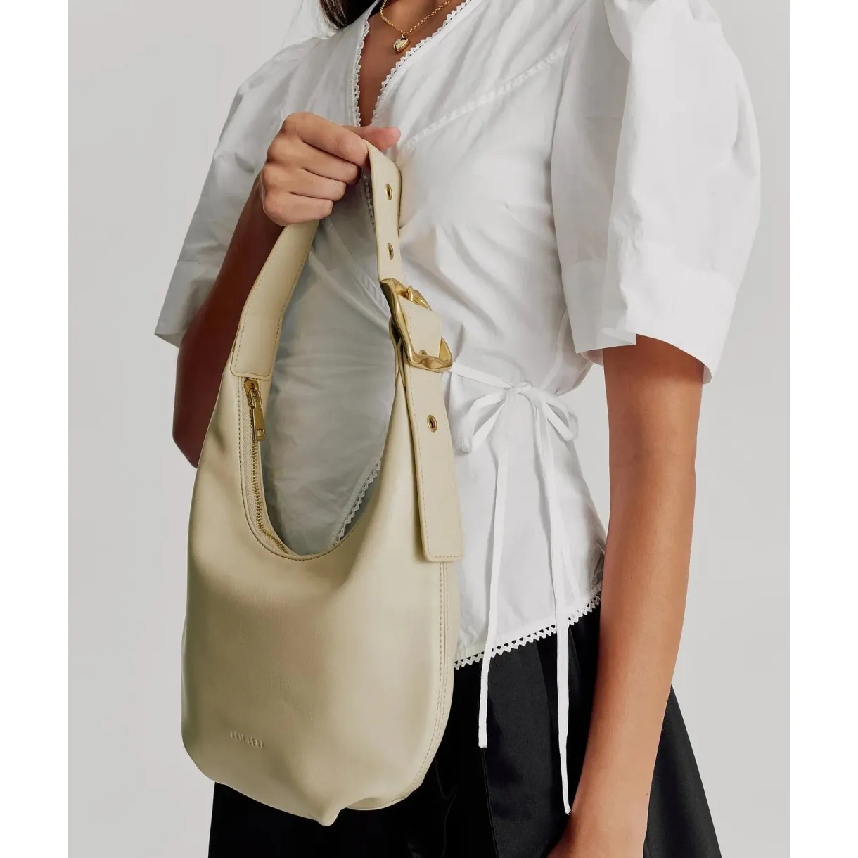 everyday_croissant_bag__c_2-1.webp Discount Brie Leon Everyday Croissant Bag - Cashew