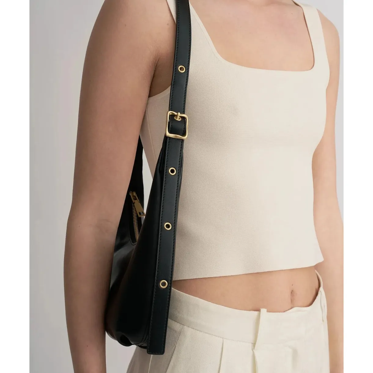 everyday_croissant_mini_b_2-1.webp New Brie Leon Everyday Croissant Mini Bag - Black
