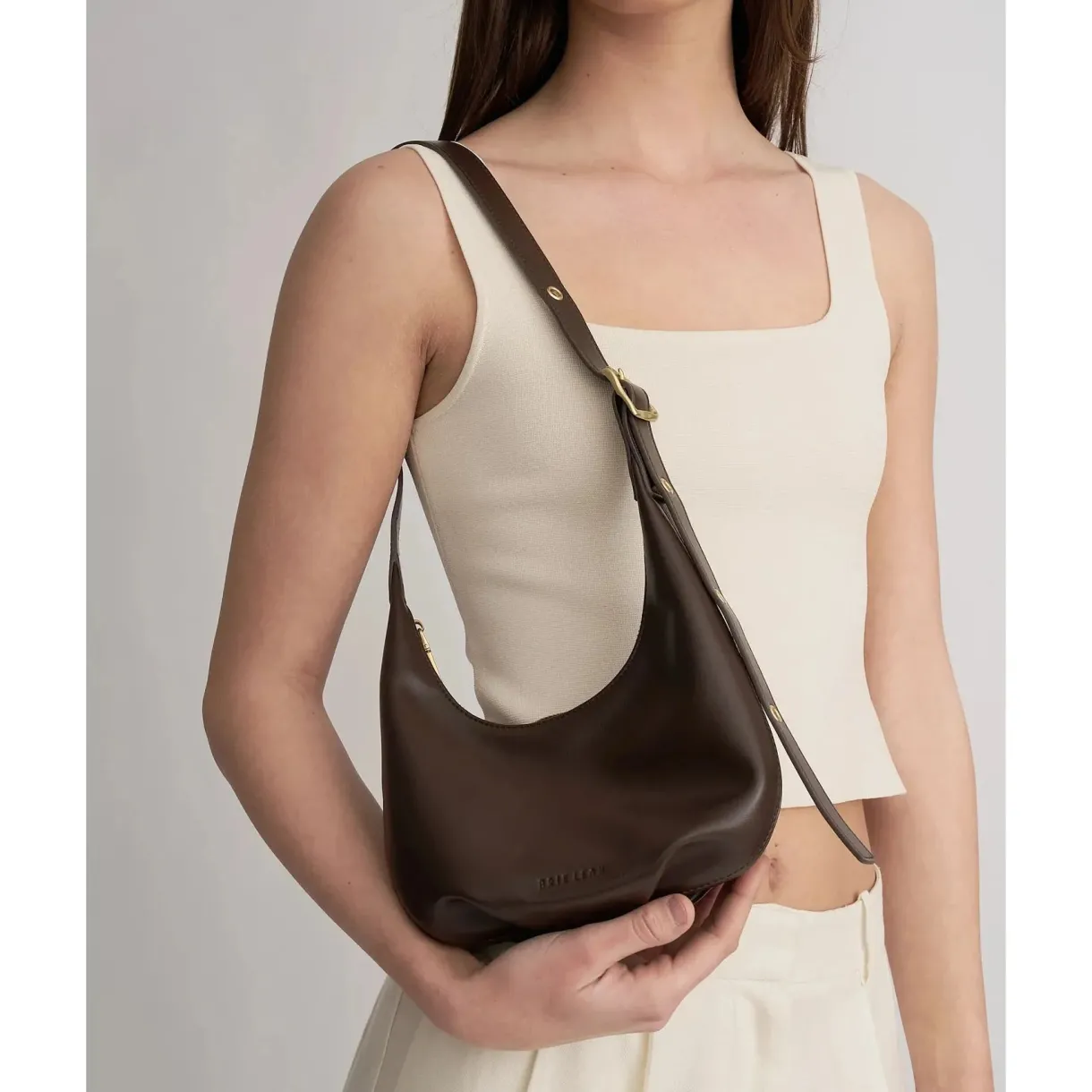 everyday_croissant_mini_b_2.webp Sale Brie Leon Everyday Croissant Mini Bag - Chocolate