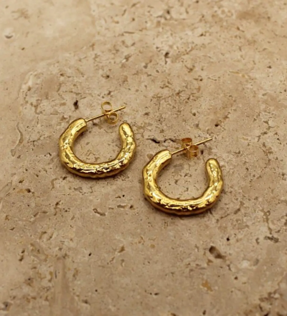 kirby_gold_hoop_earring_0.webp Hot Love From Lilou Kirby Gold Hoop Earring