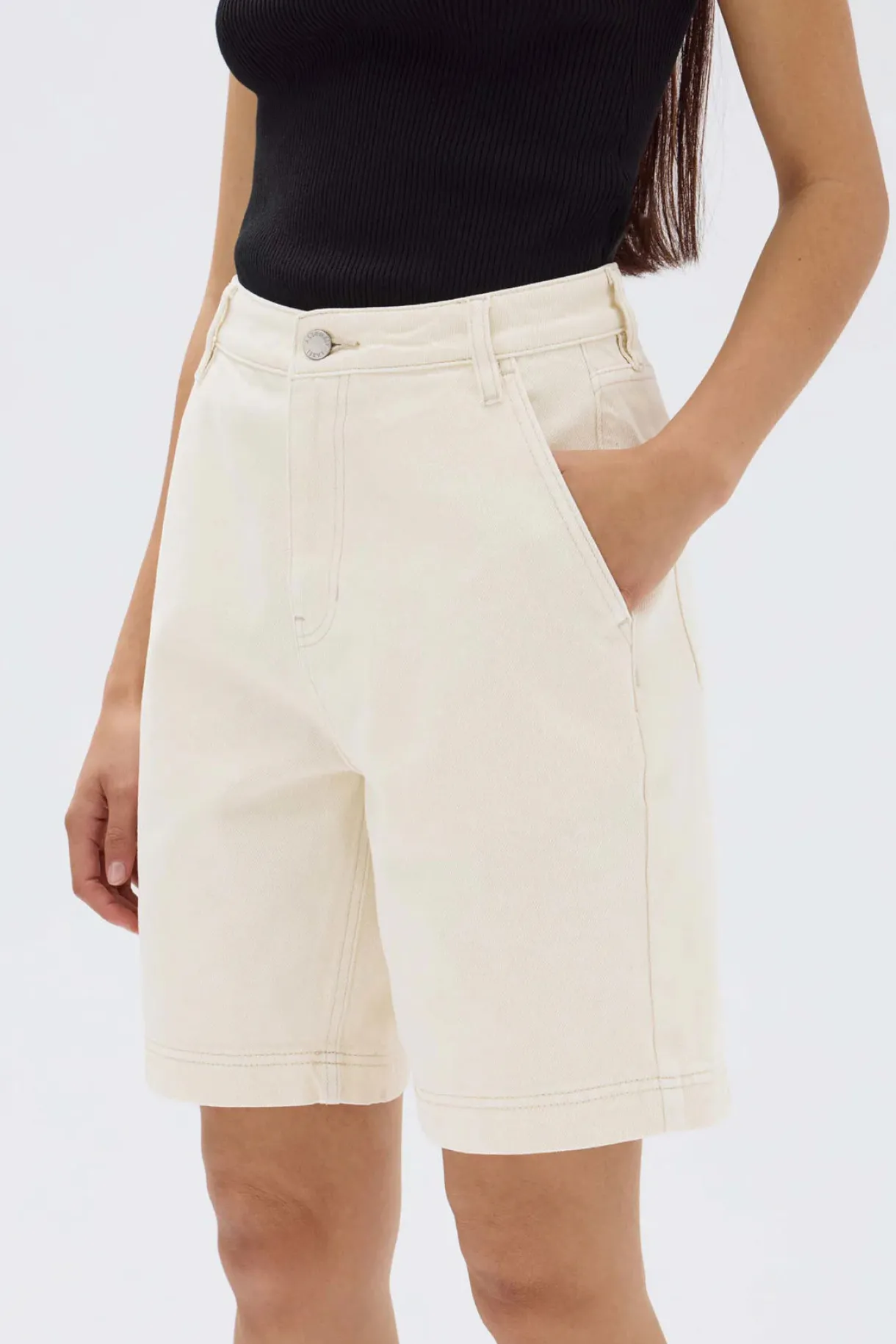 longline_denim_short__ecr_1.webp Discount Assembly Label Longline Denim Short - Ecru