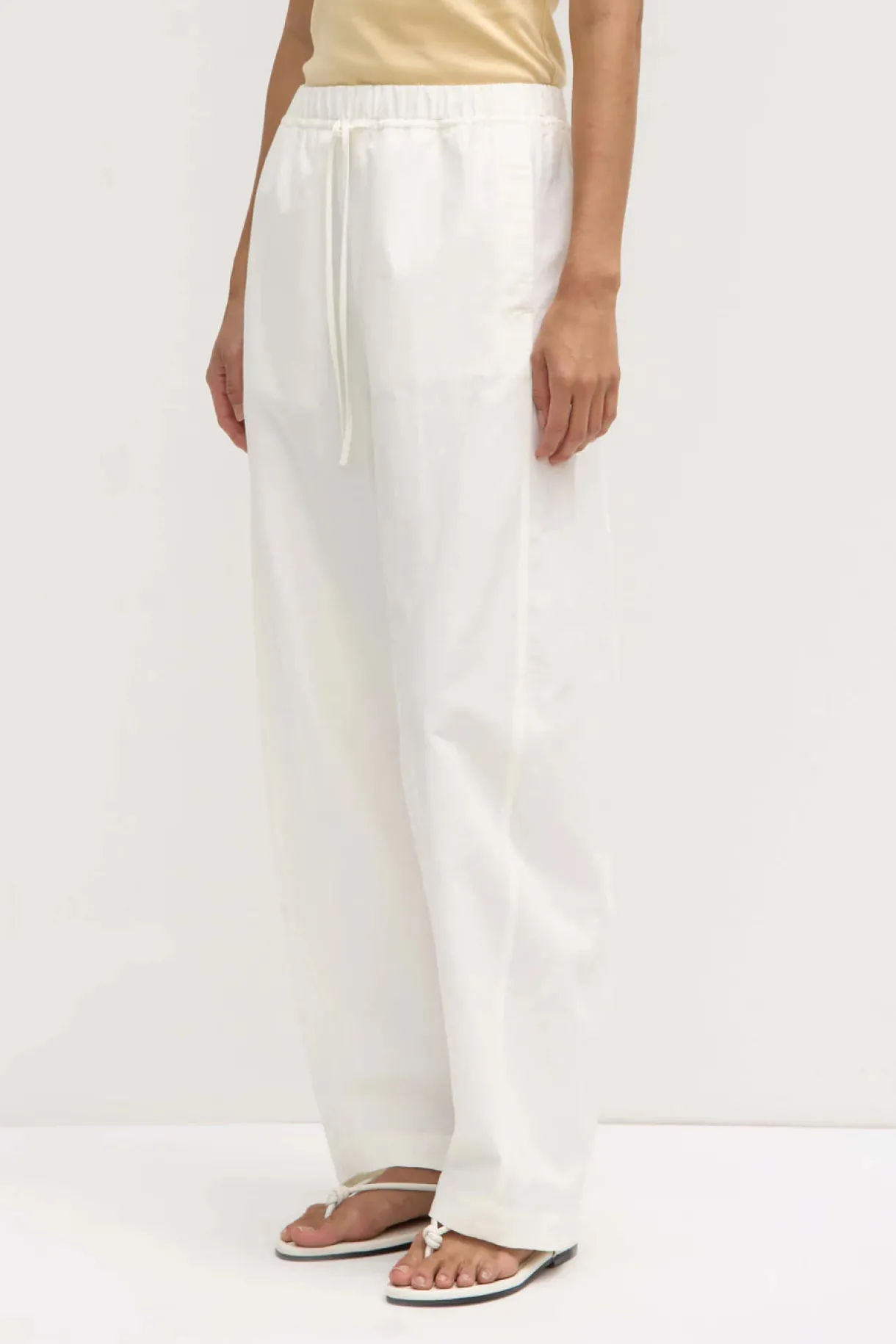 loxley_cotton_blend_popli_1.webp New Assembly Label Loxley Cotton Blend Poplin Pant - White