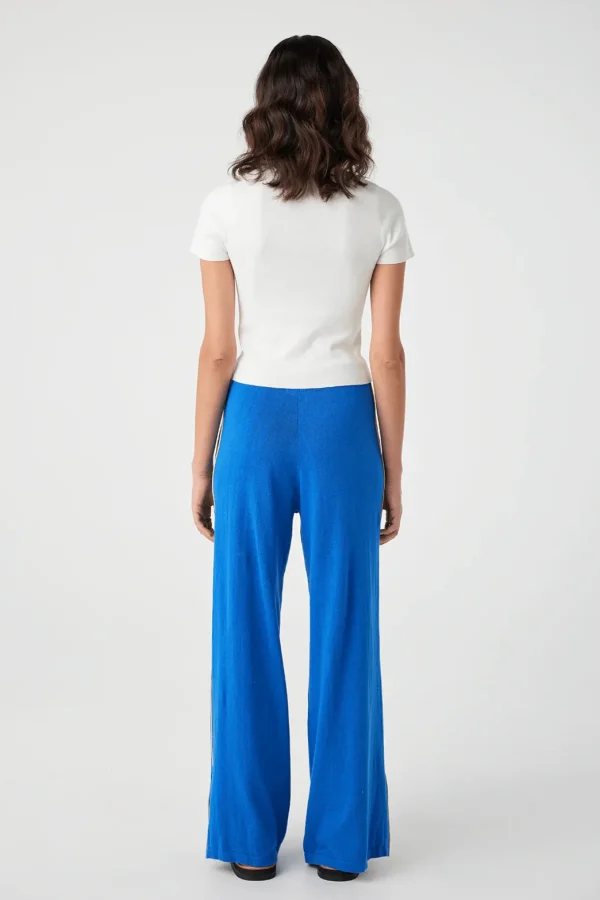 Best Arcaa Movement Maggie Tee - Cream