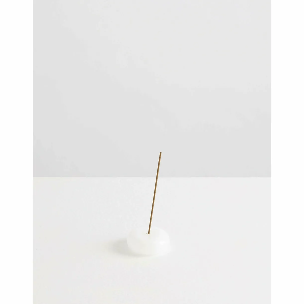 maison_balzac_the_glass_p_0.webp Fashion Maison Balzac The Glass Pebble Incense Holder