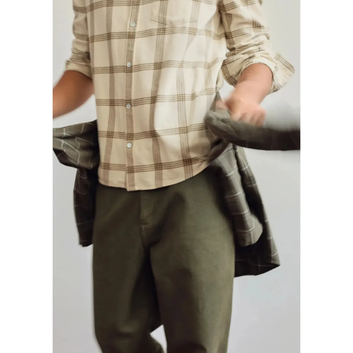 manny_check_sleeve_shirt__2.webp Best Assembly Label Manny Check Sleeve Shirt - Cream / Tan Check