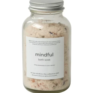 Fashion We Are Mindful x The Collective Shift Mindful Bath Soak