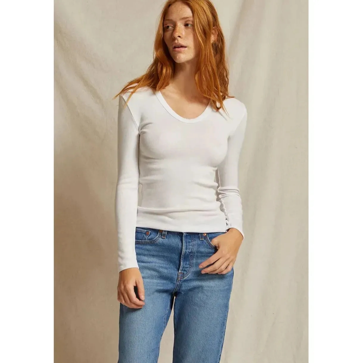 robyn_u_neck_rib_long_sle_0.webp Sale Perfect White Tee Robyn U Neck Rib Long Sleeve