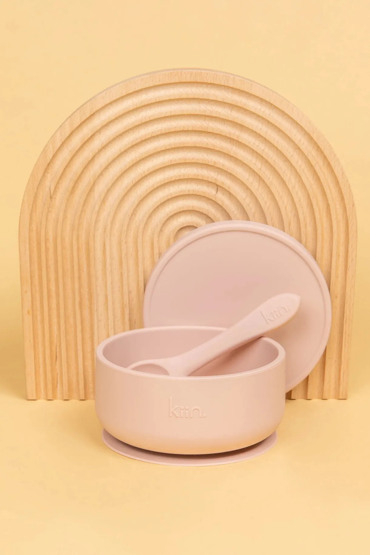 silicone_suction_bowl_wit_1.webp Discount Kiin Silicone Suction Bowl with lid + Spoon Set