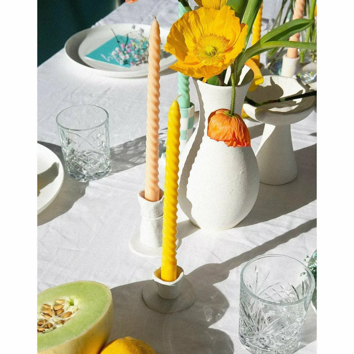 twisted_candles_white_1.webp Clearance Bondi Scent Twisted Candles White