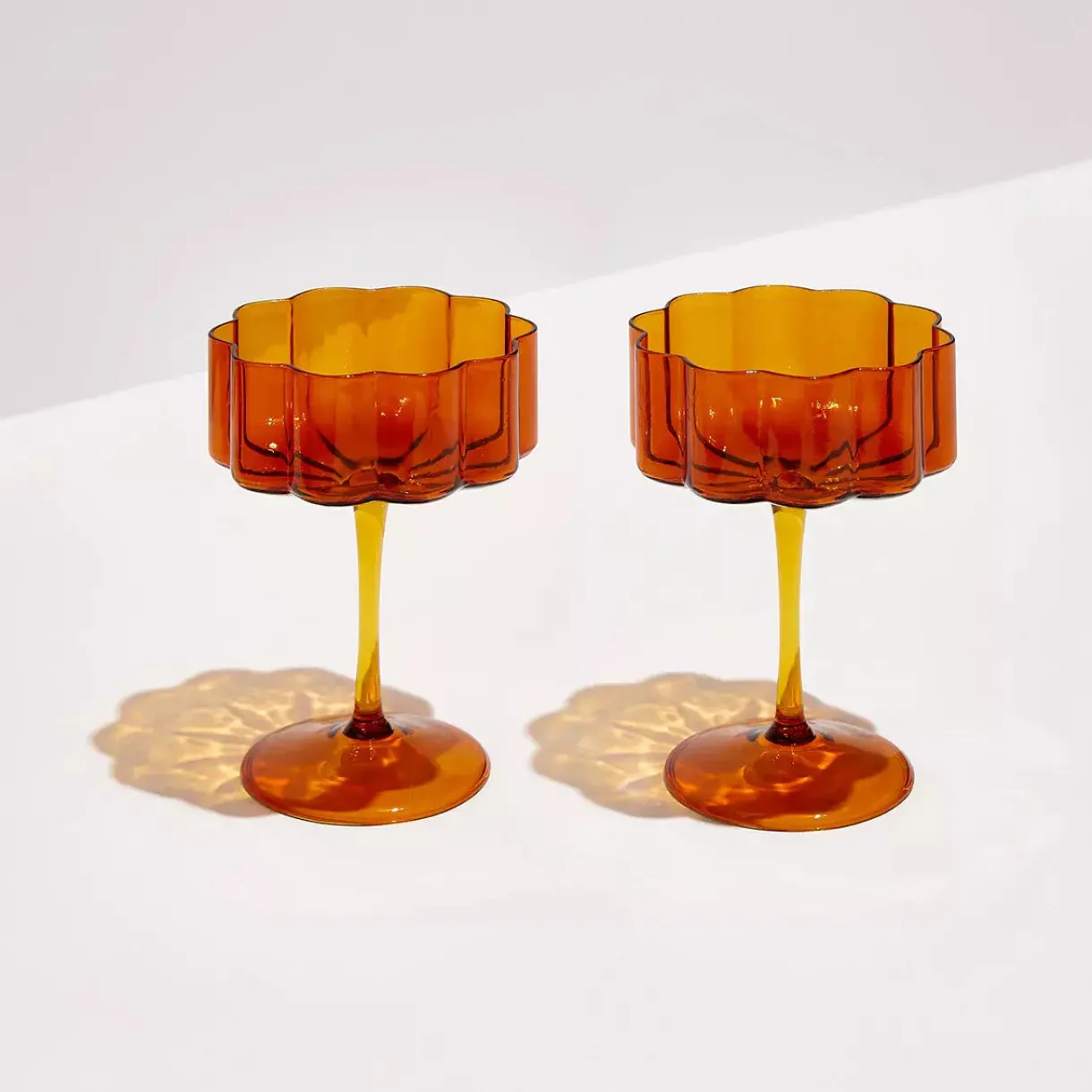 wave_coupe_set_of___amber_0.webp Outlet FAZEEK Wave Coupe Set of 2 - Amber