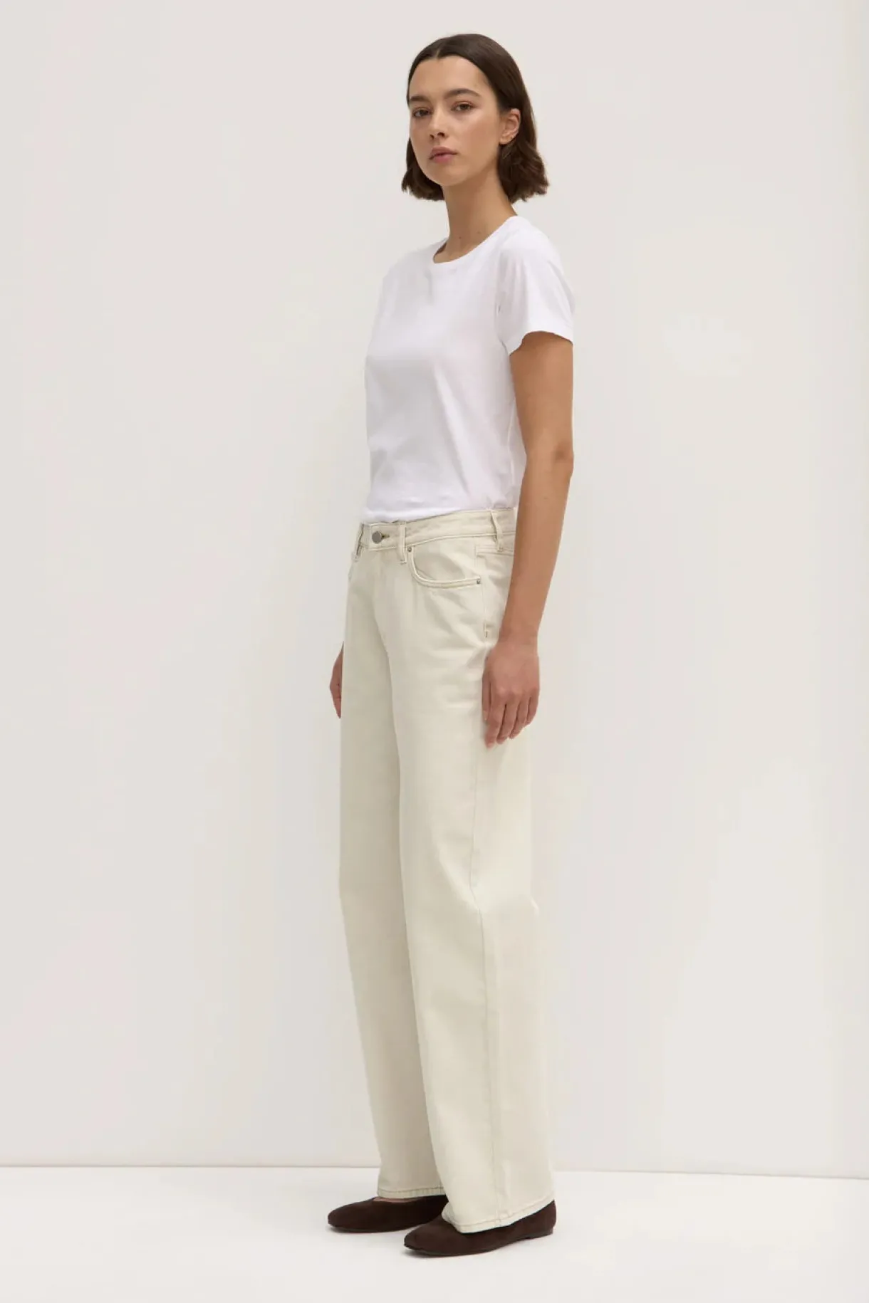 womens_relaxed_jean__chal_0.webp Discount We Are Mindful Womens Relaxed Jean - Chalk
